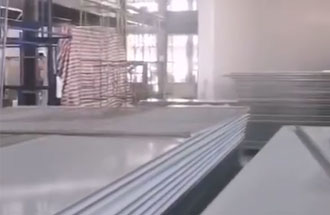 2020年8月21日，志遠(yuǎn)凈化工程項目傳回的汝城智能中央廚房凈化車間工程進(jìn)度